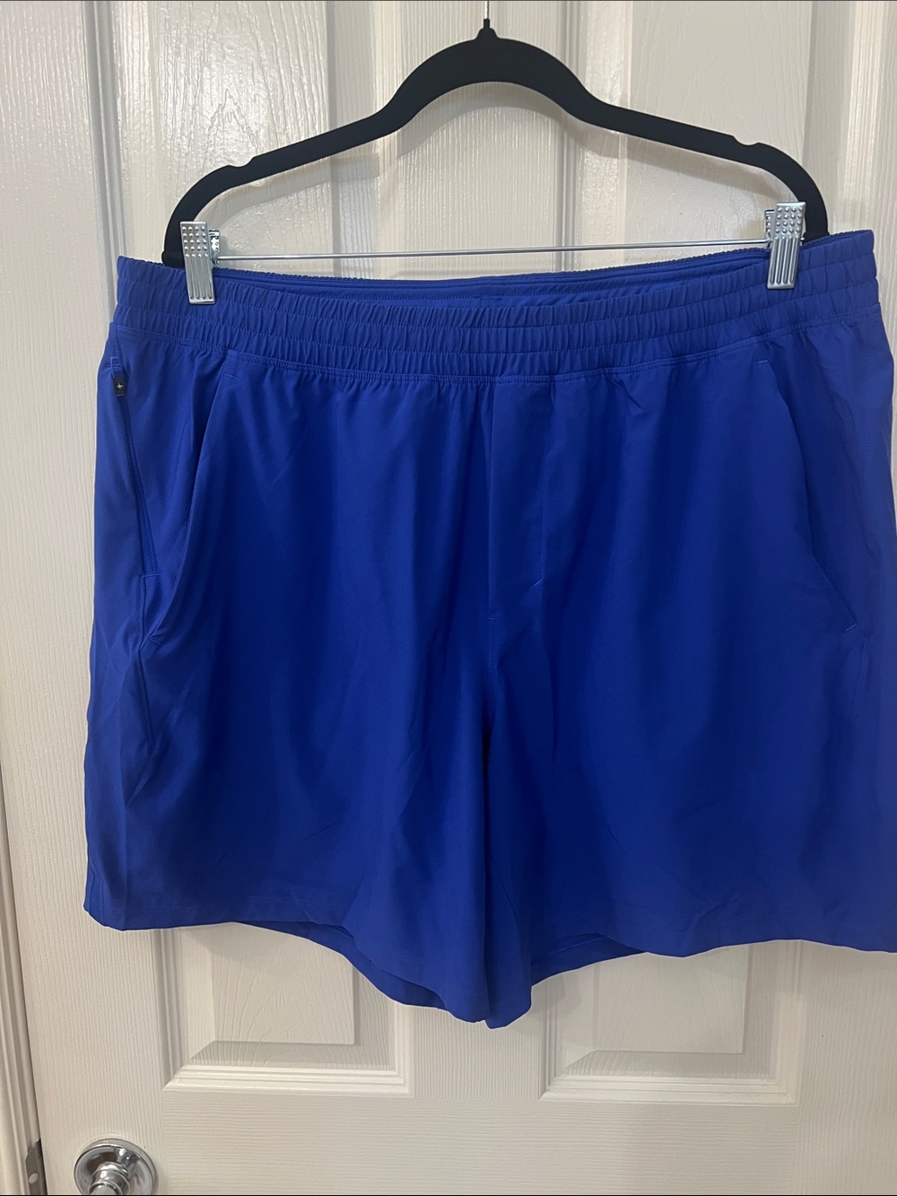 Lululemon Pace Breaker Short 7” Liner Less.
